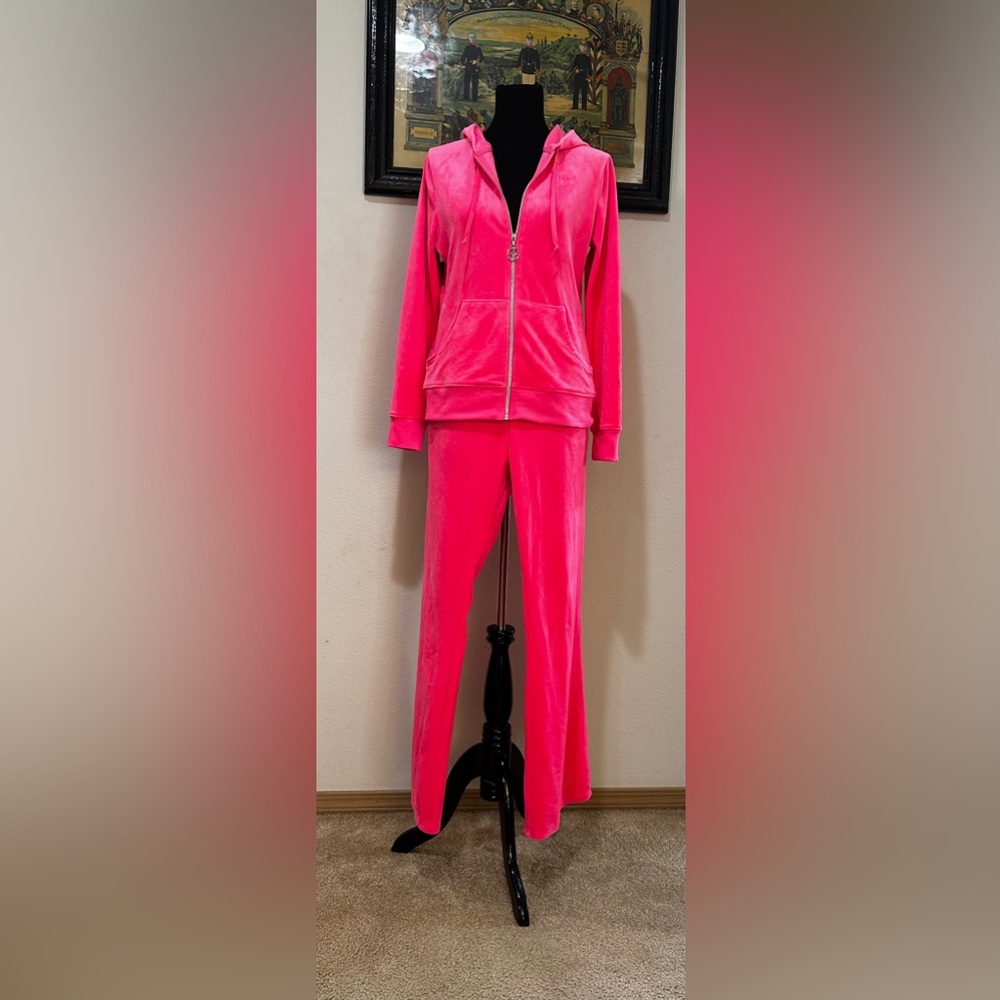 **DISCONTINUED** NWOT “That’s Hot” Paris Hilton Tracksuit in Candy Kiss